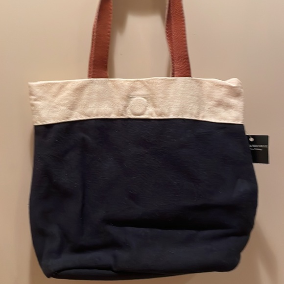 Brandy Melville Small Tote - Picture 6 of 11